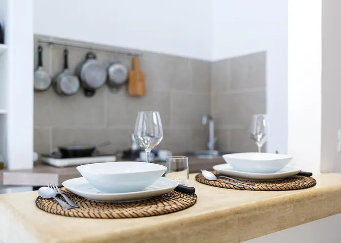 Don Giuliano Centro *